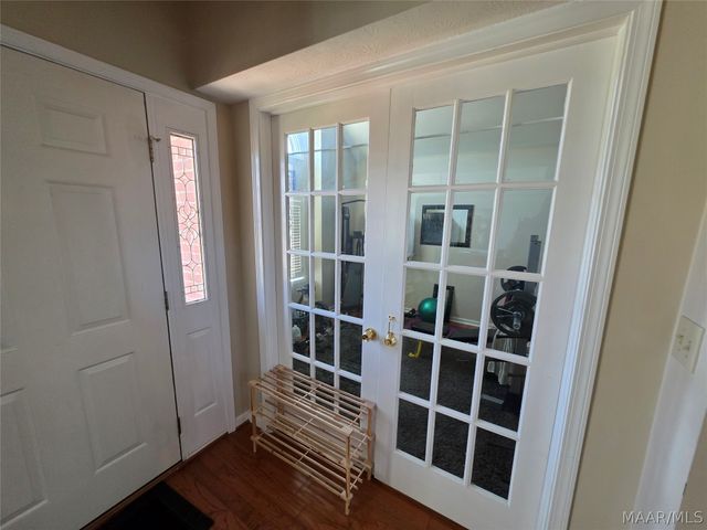 7313 Lakeside Court, Montgomery, AL 36117