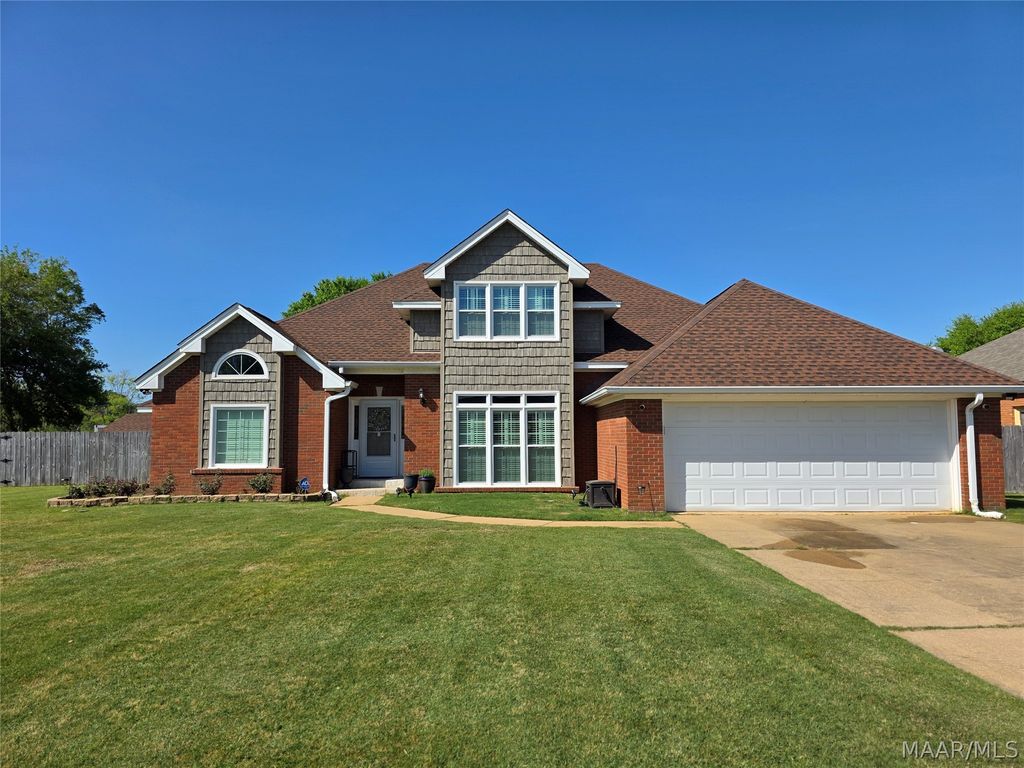 7313 Lakeside Court, Montgomery, AL 36117