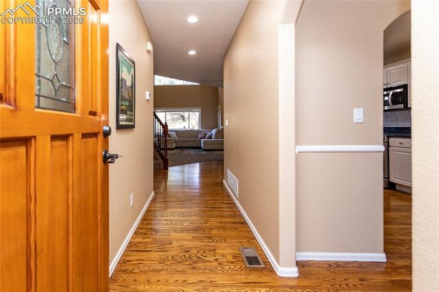 286 Luxury Lane, Colorado Springs, CO 80921