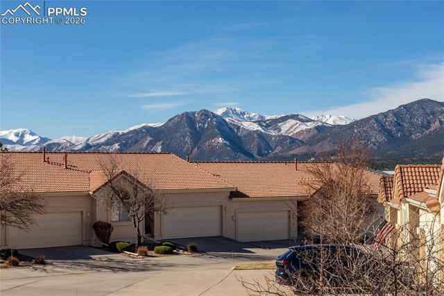 286 Luxury Lane, Colorado Springs, CO 80921