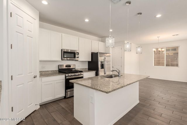 776 W Paseo La Azanca, Sahuarita, AZ 85629