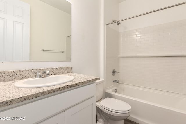 776 W Paseo La Azanca, Sahuarita, AZ 85629