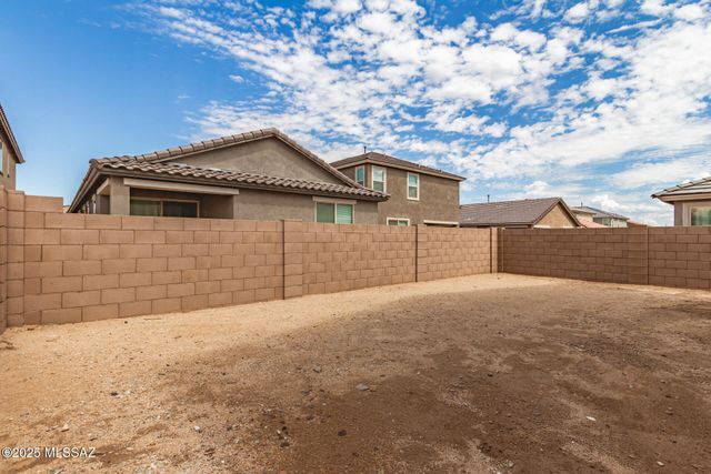 776 W Paseo La Azanca, Sahuarita, AZ 85629