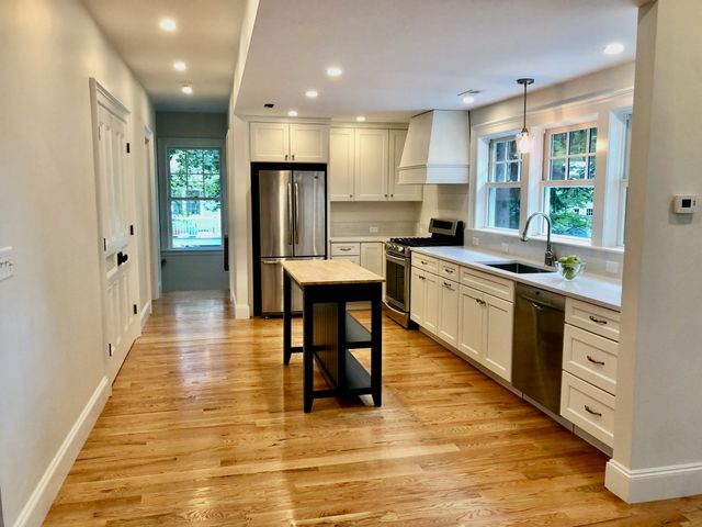5A Euclid Ave 5A, Winchester, MA 01890