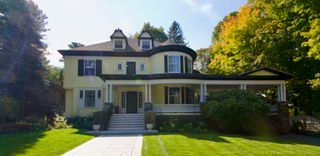 5A Euclid Ave 5A, Winchester, MA 01890