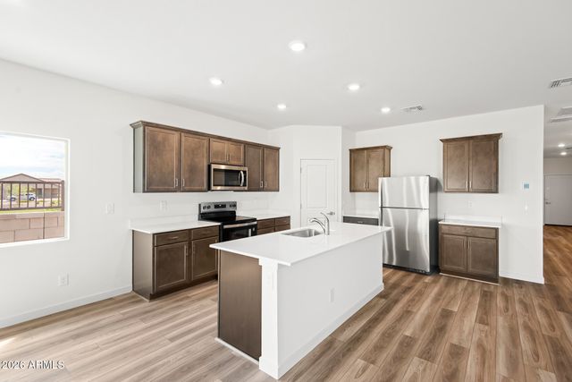 680 W PARTRIDGE Drive, Casa Grande, AZ 85122