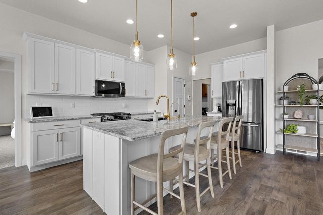 1777 LOYAL DRIVE, Neenah, WI 54956