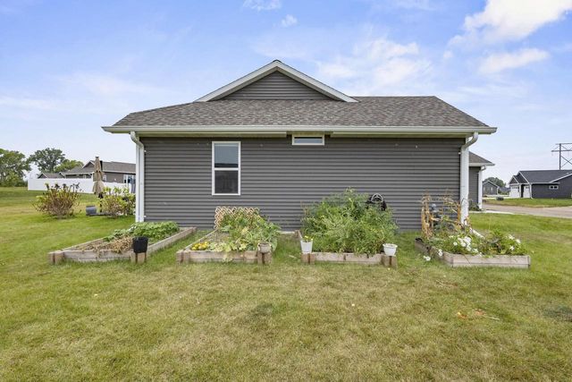 1777 LOYAL DRIVE, Neenah, WI 54956