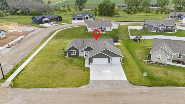 1777 LOYAL DRIVE, Neenah, WI 54956