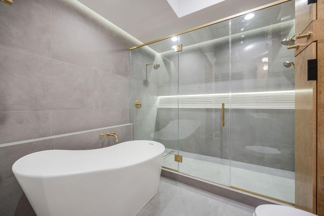 505 Bastrop Street 201, Houston, TX 77003