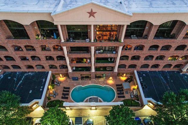 505 Bastrop Street 201, Houston, TX 77003