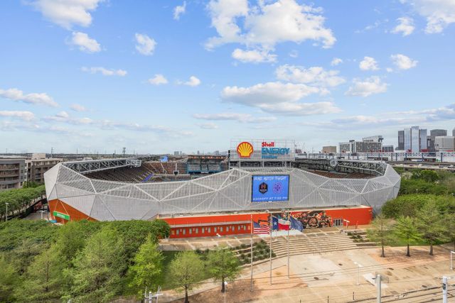 505 Bastrop Street 201, Houston, TX 77003