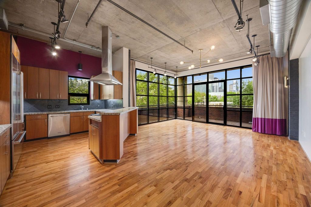 505 Bastrop Street 201, Houston, TX 77003