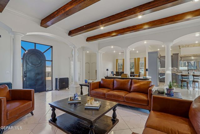 800 SMOKEY RIDGE Court, El Paso, TX 79932