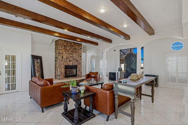 800 SMOKEY RIDGE Court, El Paso, TX 79932