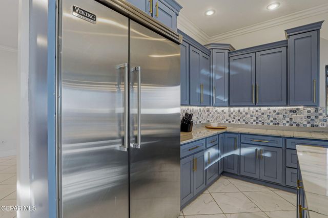 800 SMOKEY RIDGE Court, El Paso, TX 79932