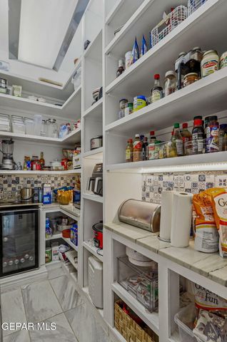 800 SMOKEY RIDGE Court, El Paso, TX 79932