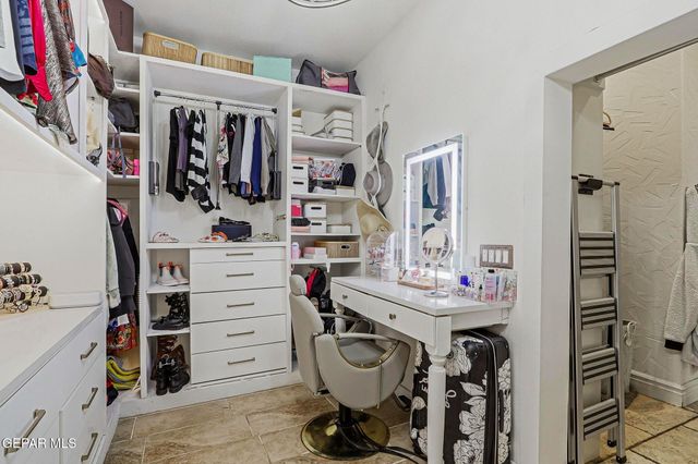 800 SMOKEY RIDGE Court, El Paso, TX 79932