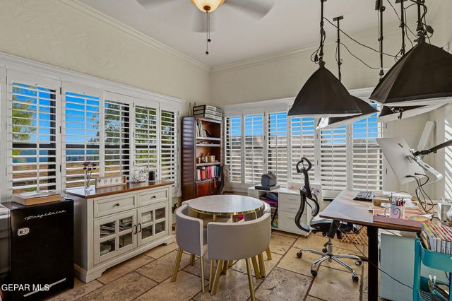 800 SMOKEY RIDGE Court, El Paso, TX 79932