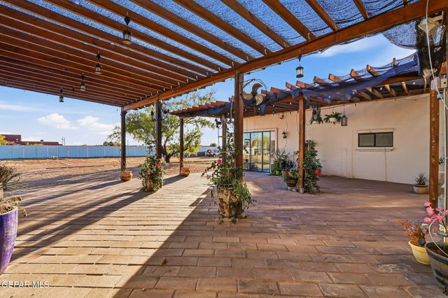 800 SMOKEY RIDGE Court, El Paso, TX 79932