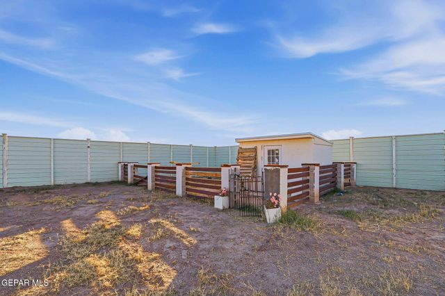 800 SMOKEY RIDGE Court, El Paso, TX 79932