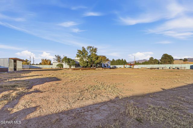 800 SMOKEY RIDGE Court, El Paso, TX 79932