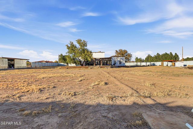 800 SMOKEY RIDGE Court, El Paso, TX 79932