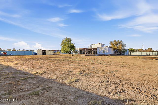 800 SMOKEY RIDGE Court, El Paso, TX 79932