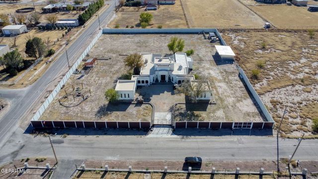 800 SMOKEY RIDGE Court, El Paso, TX 79932