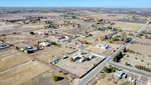 800 SMOKEY RIDGE Court, El Paso, TX 79932