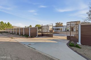 800 SMOKEY RIDGE Court, El Paso, TX 79932