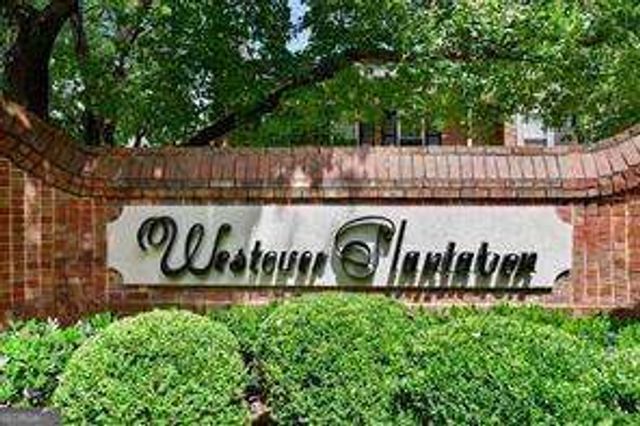 12 Surry County Place NW, Atlanta, GA 30318
