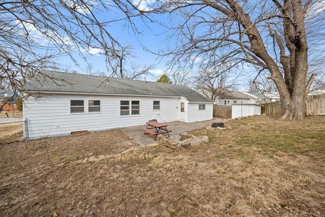 817 N 82nd Street, Kansas City, KS 66112