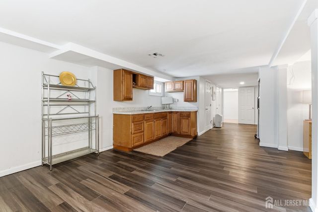 219 Plainfield Road, Edison, NJ 08820