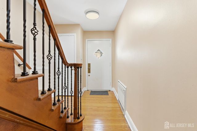 219 Plainfield Road, Edison, NJ 08820