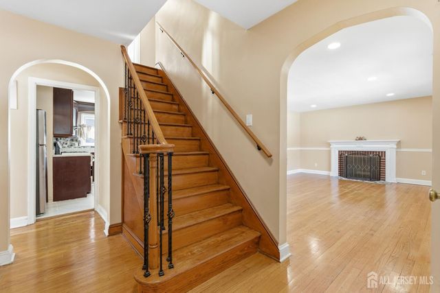 219 Plainfield Road, Edison, NJ 08820