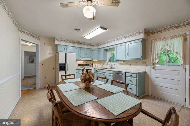618 FAIRMOUNT RD, Linthicum Heights, MD 21090