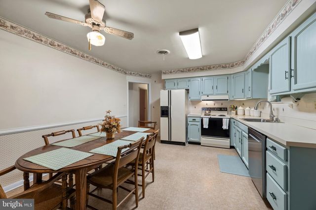 618 FAIRMOUNT RD, Linthicum Heights, MD 21090