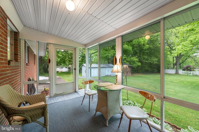 618 FAIRMOUNT RD, Linthicum Heights, MD 21090