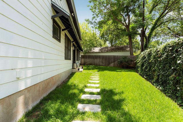 3005 Bryker DR, Austin, TX 78703