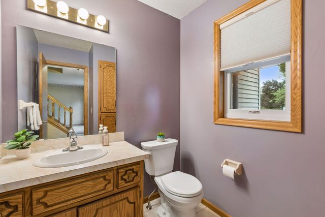 9119 Nantwick Ridge, Brooklyn Park, MN 55443