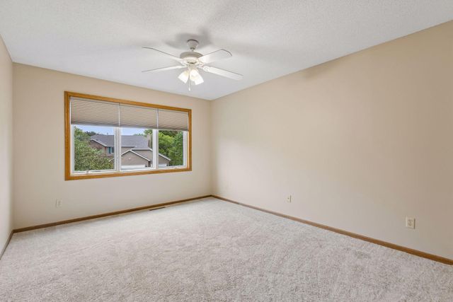 9119 Nantwick Ridge, Brooklyn Park, MN 55443