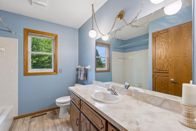 9119 Nantwick Ridge, Brooklyn Park, MN 55443