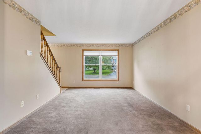 9119 Nantwick Ridge, Brooklyn Park, MN 55443