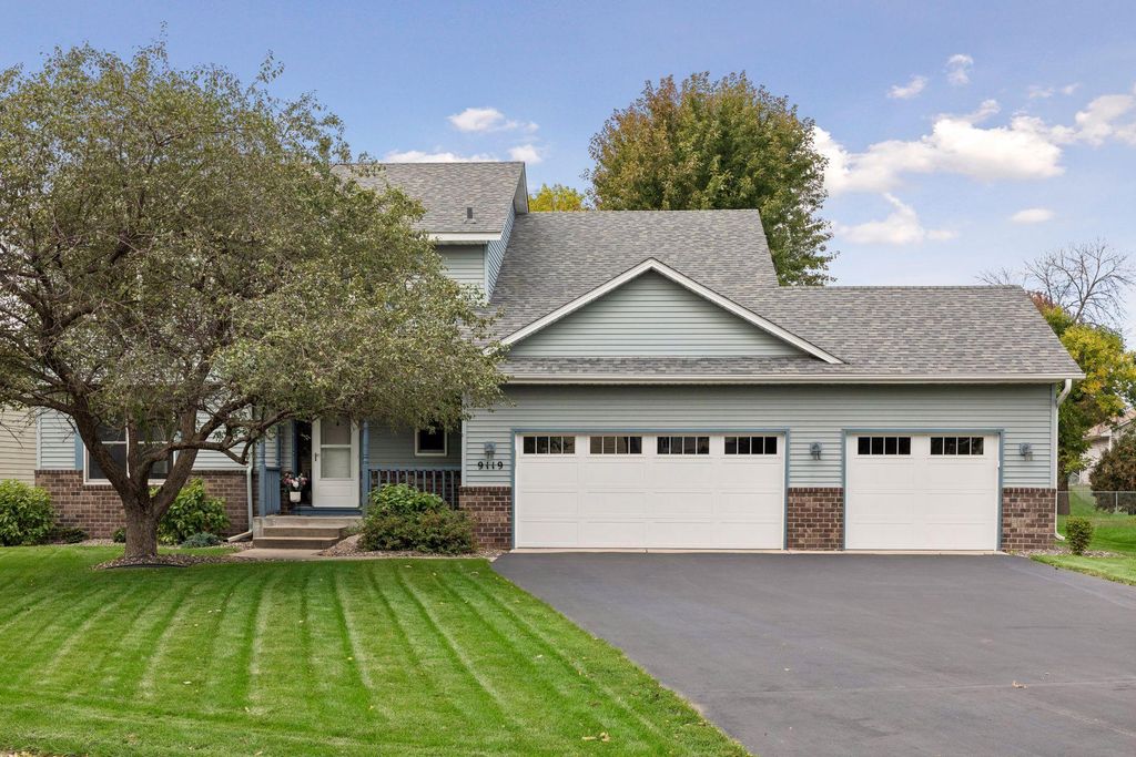 9119 Nantwick Ridge, Brooklyn Park, MN 55443 — photo 2