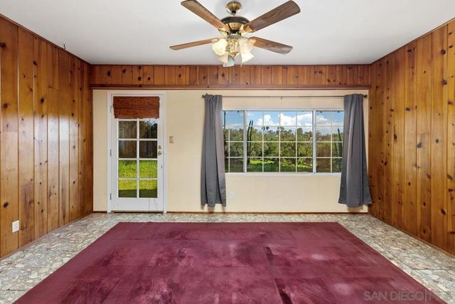 1890 Calmin Dr, Fallbrook, CA 92028