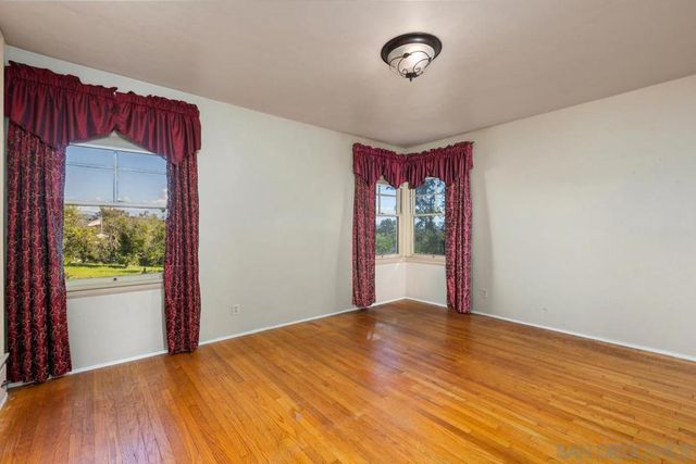 1890 Calmin Dr, Fallbrook, CA 92028