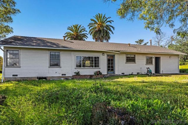 1890 Calmin Dr, Fallbrook, CA 92028