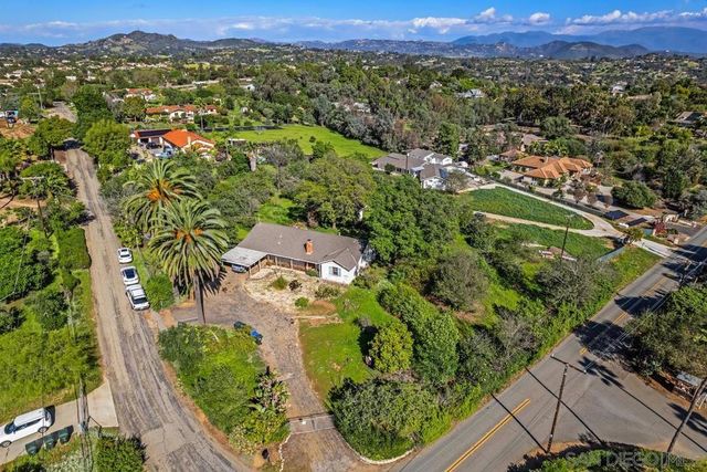 1890 Calmin Dr, Fallbrook, CA 92028