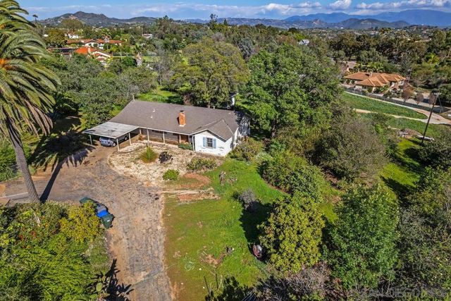 1890 Calmin Dr, Fallbrook, CA 92028